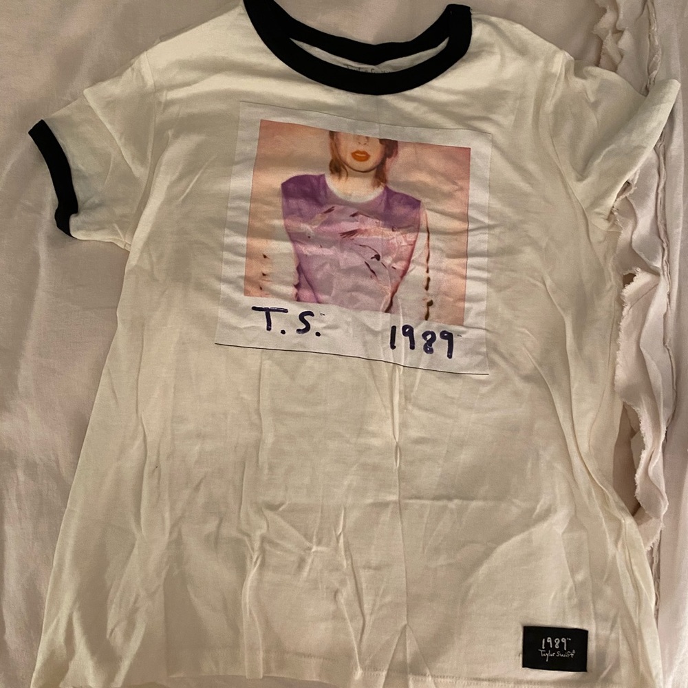 Taylor Swift 1989 Tour City Shirt